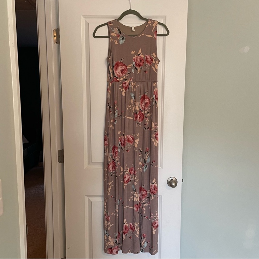Floral Sleeveless maternity Maxi Dress - Taupe